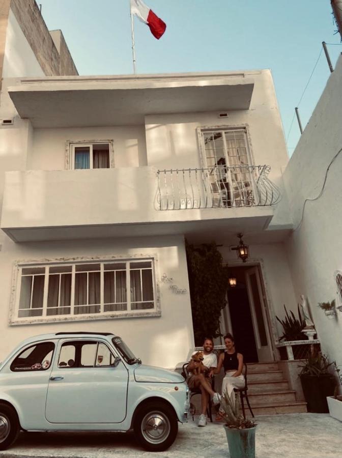 Ave Maria Guest House San Ġiljan Kültér fotó