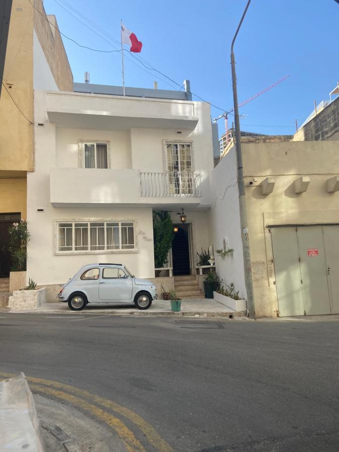 Ave Maria Guest House San Ġiljan Kültér fotó