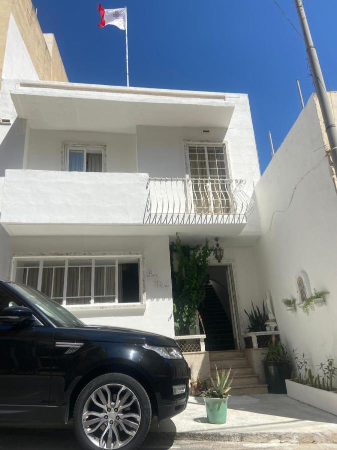 Ave Maria Guest House San Ġiljan Kültér fotó